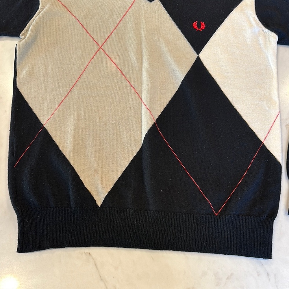 Fred Perry Black and Cream V-Neck Sweater - Picture 3 of 5